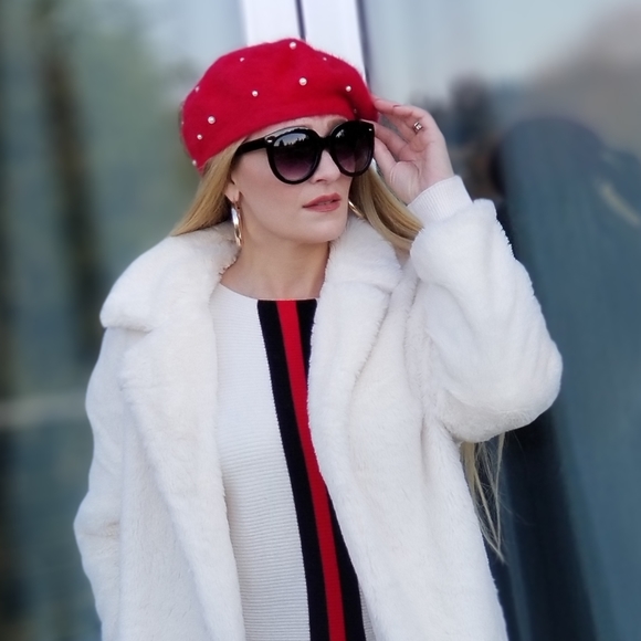 Red Womens soft Pearl detailed Fuzzy Hat fall winter gift - Picture 3 of 6